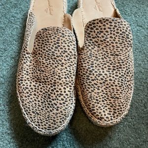 Womens slip on shoes